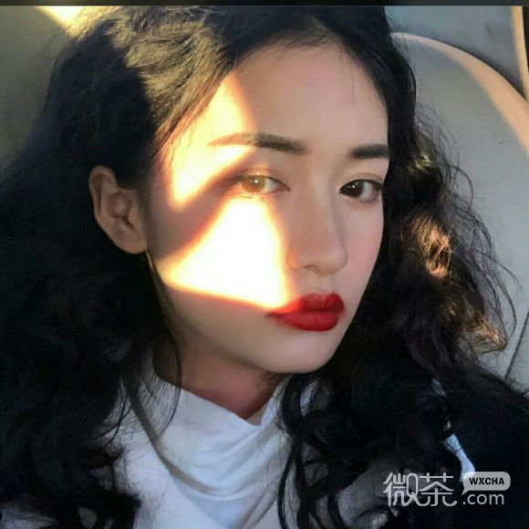 成熟御姐时尚微信女生头像