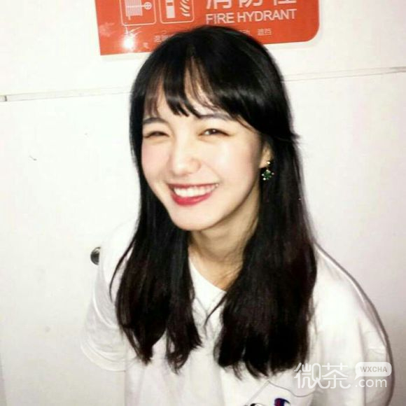微信最潮洒脱抖音网红女生头像