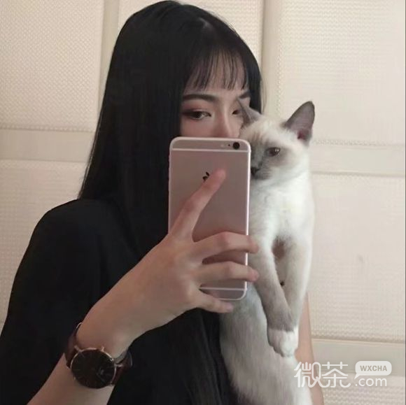 微信最潮洒脱抖音网红女生头像