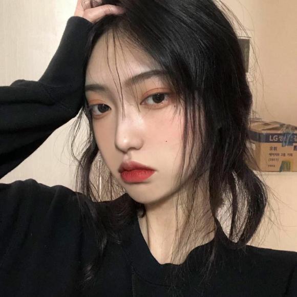 微信最潮俏皮阳光抖音女生头像