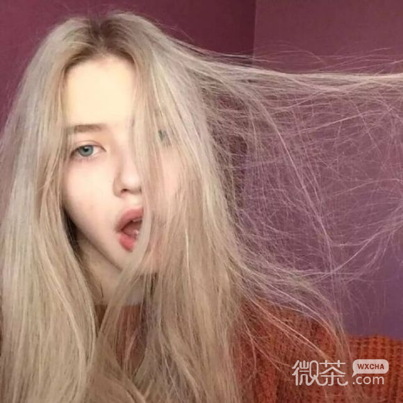 微信成熟好看的时尚女生头像