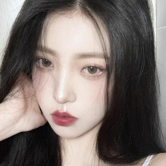 微信最潮俏皮阳光抖音女生头像