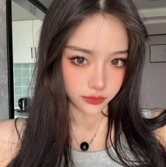 微信最潮俏皮阳光抖音女生头像