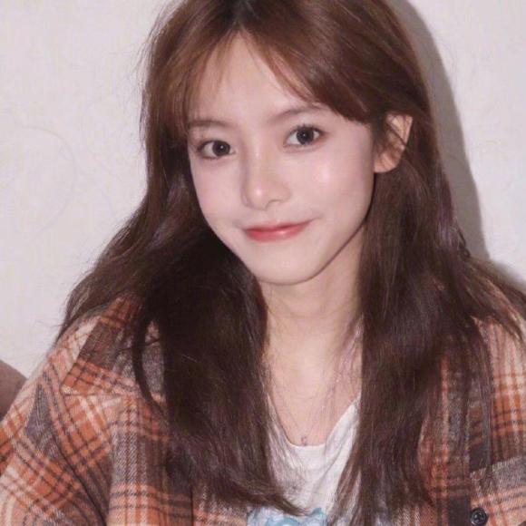 微信最潮俏皮阳光抖音女生头像