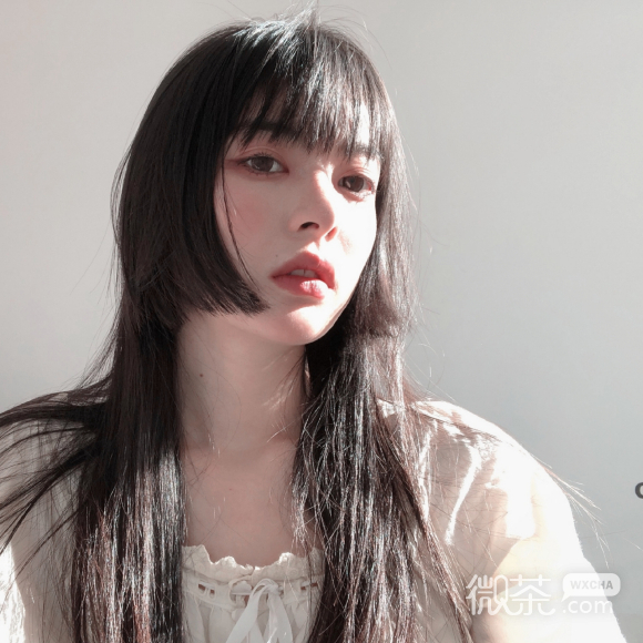 文艺深沉网红女生头像
