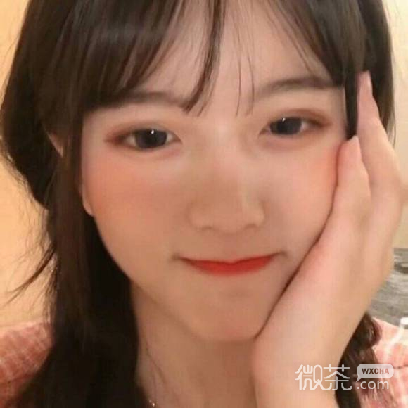 微信成熟好看的时尚女生头像