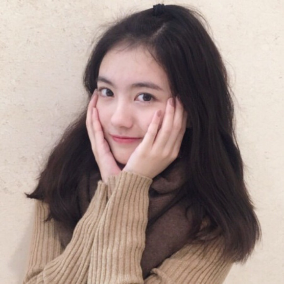 最潮抖音网红洒脱女生头像