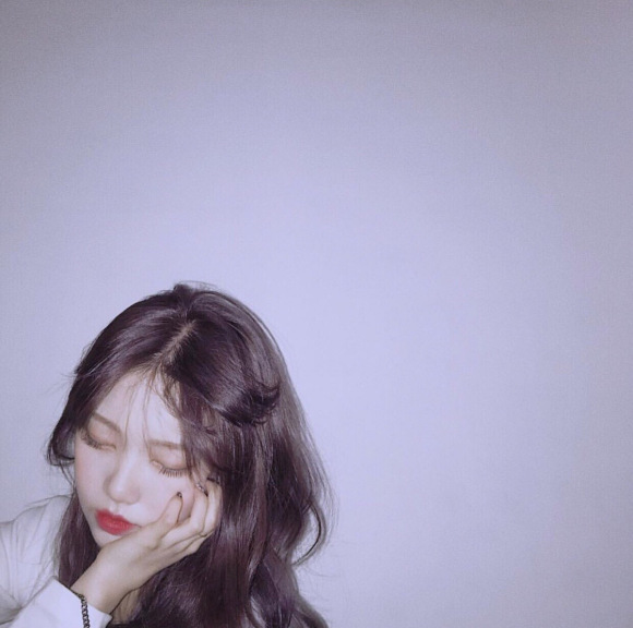 最潮抖音网红洒脱女生头像