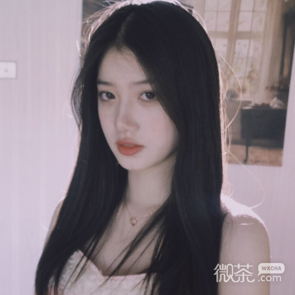 长发洒脱性感女生头像