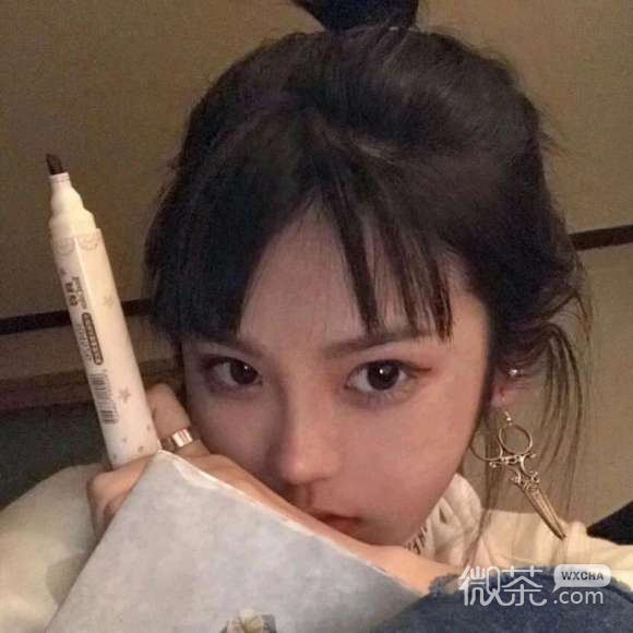 微信文艺清纯性感女生头像