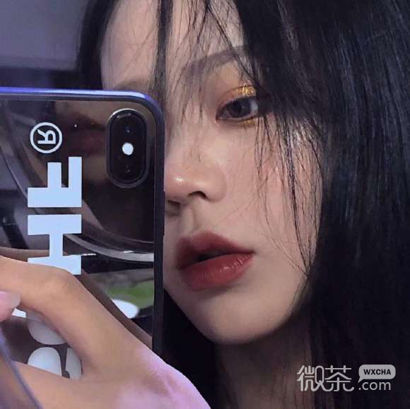 最潮佛系深沉阳光女生头像