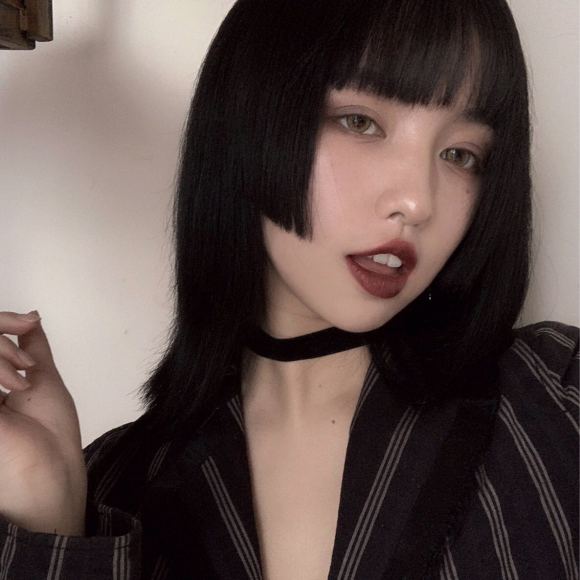 文艺深沉性感微信女生头像