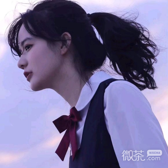 微信最潮俏皮阳光女生头像
