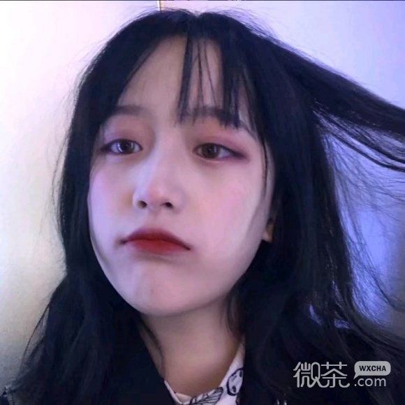 微信最潮俏皮阳光女生头像