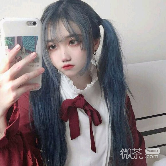 微信最潮俏皮阳光女生头像