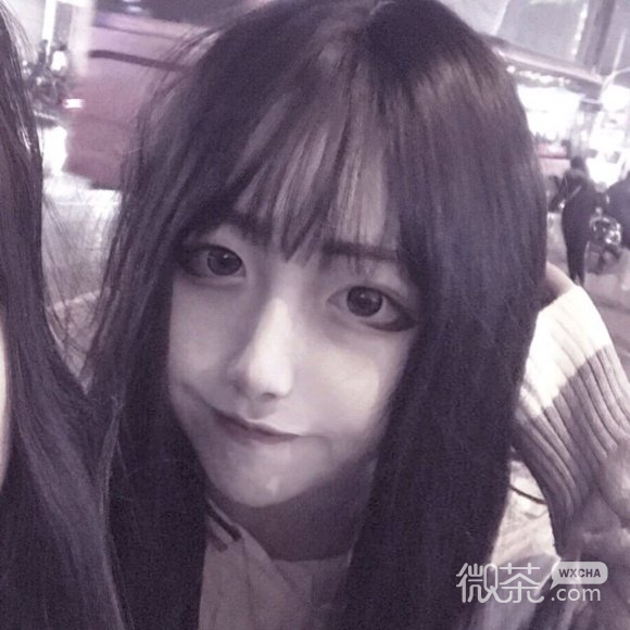 微信最潮俏皮阳光女生头像