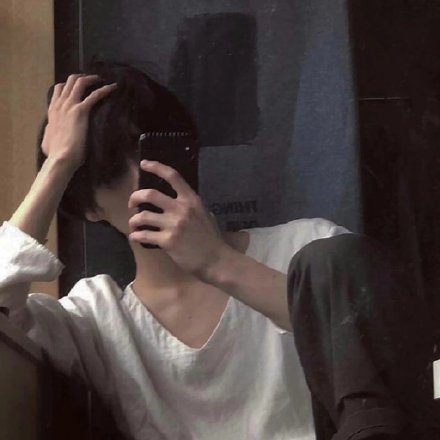 欧美高冷范系男生头像