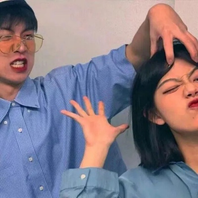 一对两张真人潮流恩爱情情侣头像