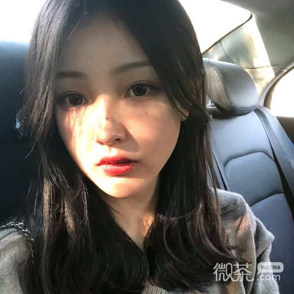 微信最潮快手网红女生头像