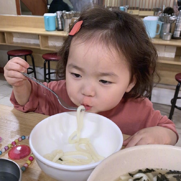 最新搞笑无脑可爱头像