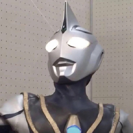 沙雕奥特曼无脑头像