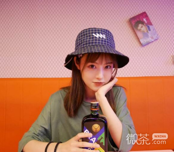 长发文艺时尚最潮微信女生头像
