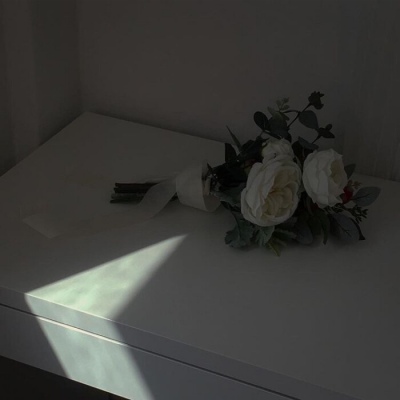 唯美花朵家具静物ins风朋友圈配图