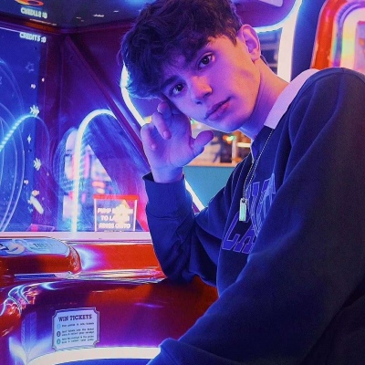 欧美绝美高冷男头