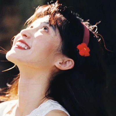 复古日系港风女生头像