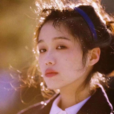 复古日系港风女生头像