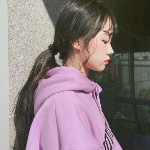 沧桑佛系长发成熟女生头像