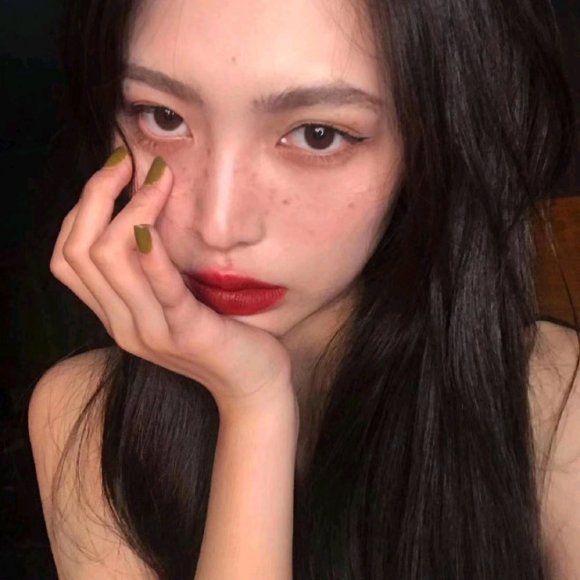 沧桑佛系长发成熟女生头像