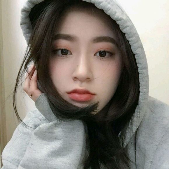 沧桑佛系长发成熟女生头像