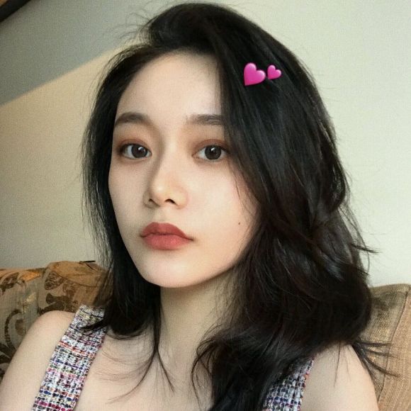 沧桑佛系长发成熟女生头像