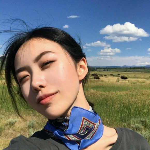 沧桑佛系长发成熟女生头像