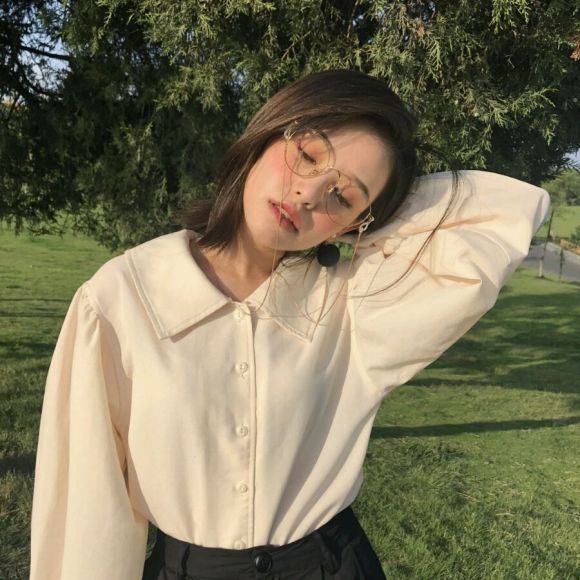 沧桑佛系长发成熟女生头像