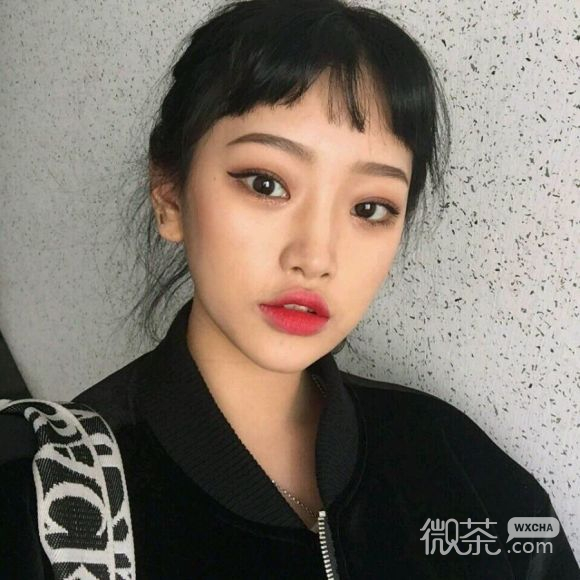 微信小清新时尚长发女生头像