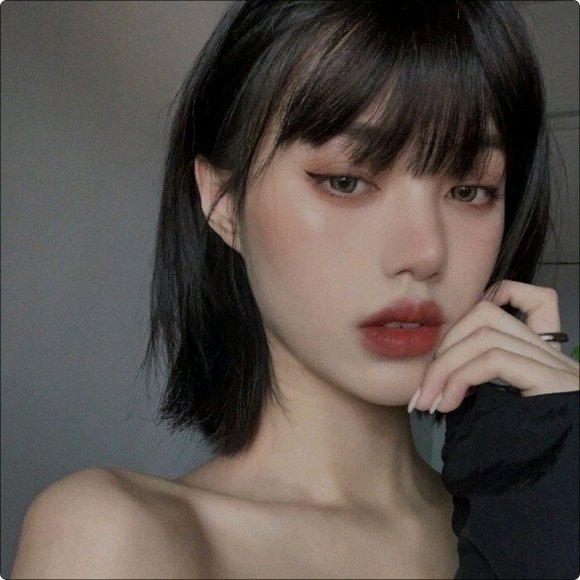 沧桑佛系长发成熟女生头像