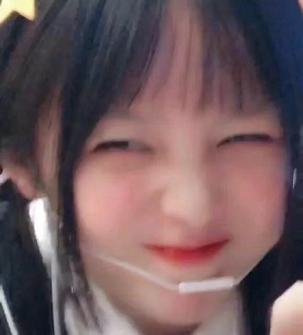 草莓果酱xo恶搞可爱表情包