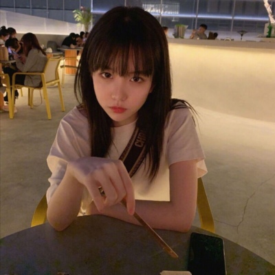 成熟少女微信女生头像