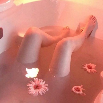 浓情蜜意仙女背景图