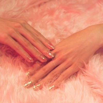 浓情蜜意仙女背景图