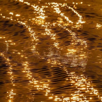 暖色调朋友圈配图