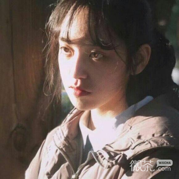 微信酷酷的迷人女生头像