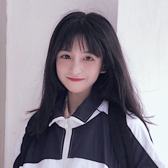 洒脱深沉长发微信女生头像