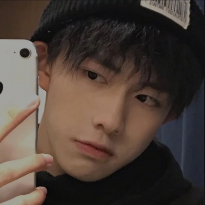 忧郁系禁欲微信男头