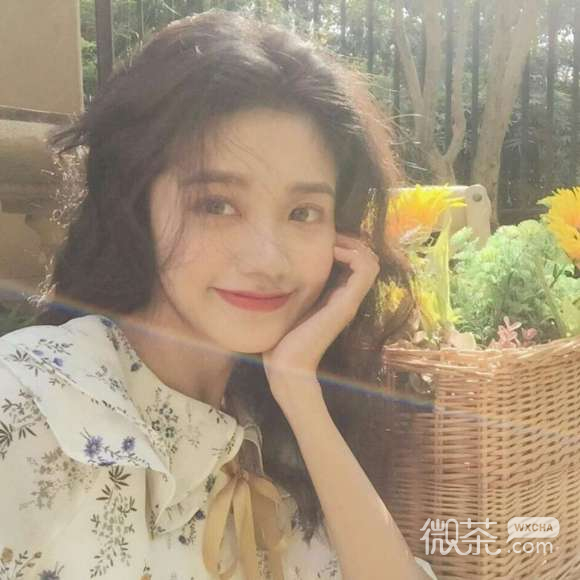 微信文艺阳光性感女生头像