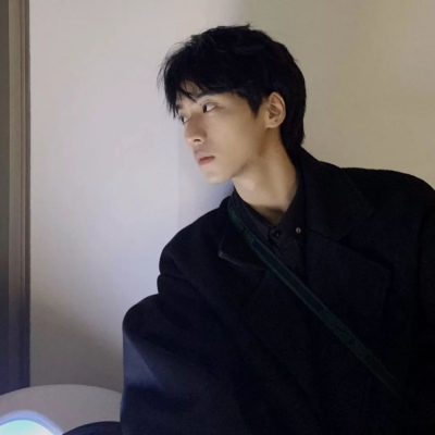 忧郁系禁欲微信男头