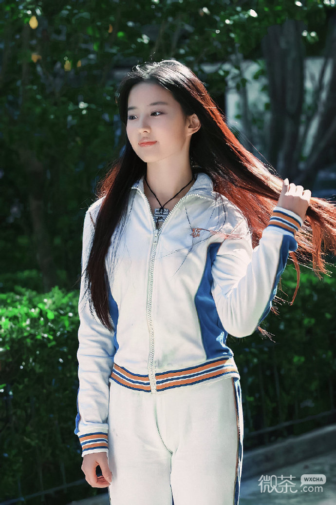 青葱时光里的刘亦菲壁纸