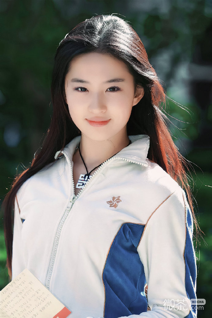 青葱时光里的刘亦菲壁纸